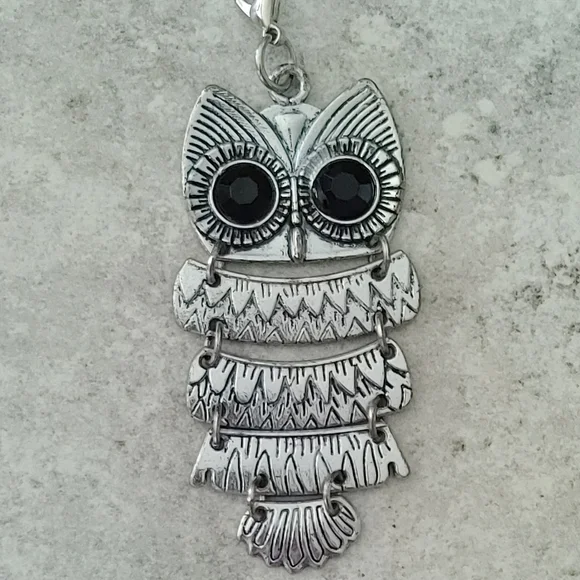 Vintage Large Dangling Owl Pendant - Picture 8 of 9